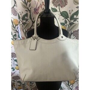 Vintage Coach 1998 White Leather Tote Bag P14488